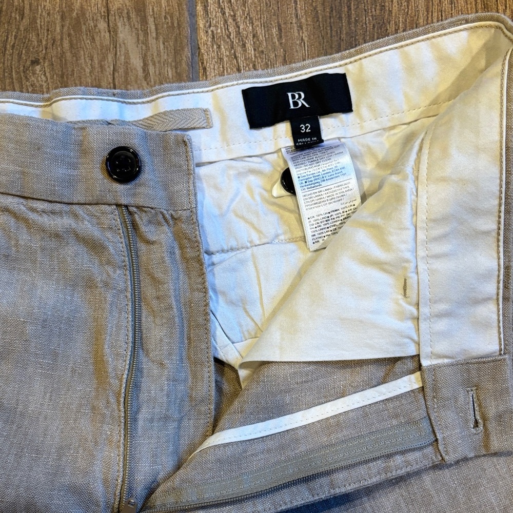 Banana Republic Tan Linen-Blend Shorts - Picture 2 of 2
